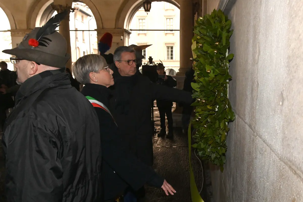 Gli Alpini tra piazza Loggia e piazza Paolo VI