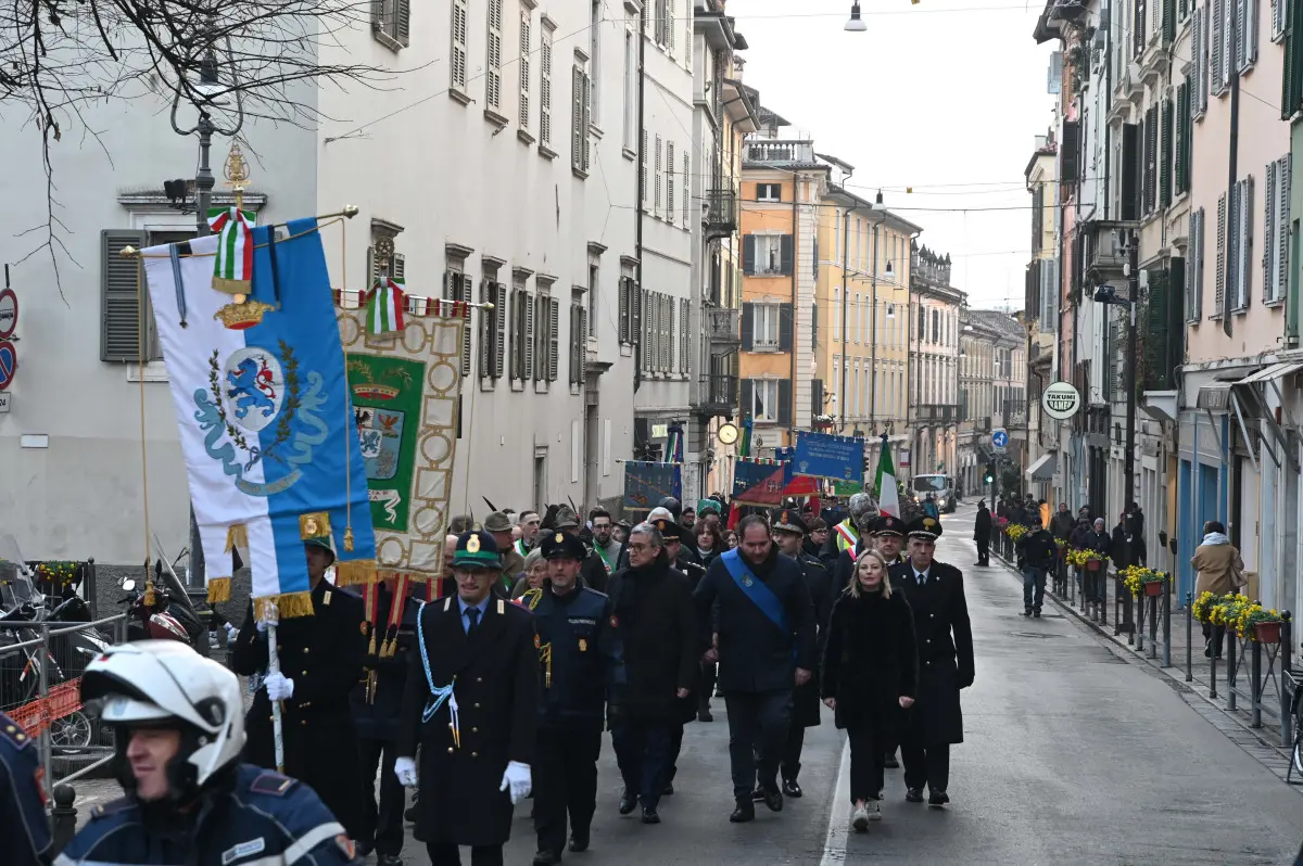Gli Alpini tra piazza Loggia e piazza Paolo VI