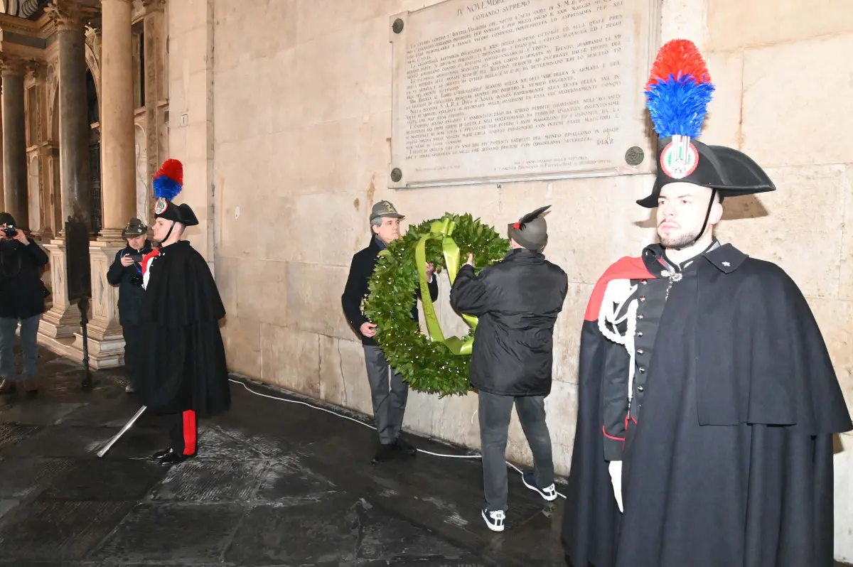 Gli Alpini tra piazza Loggia e piazza Paolo VI
