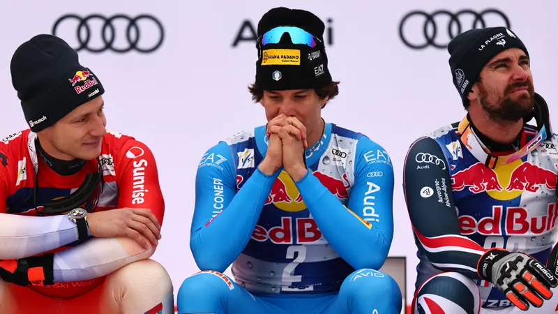 Ai piedi del podio, con Odermatt e Muzaton, Franzoni ripensa all'impresa compiuta - Foto Ansa © www.giornaledibrescia.it