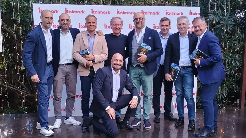 Foto di gruppo a fine giornata - Foto tratta da Linkedin