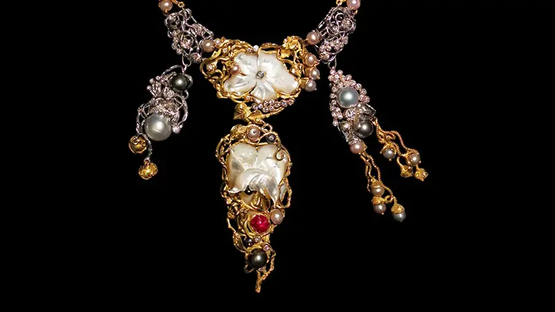 La collana Magnificenza dell'orafo Gianmaria Donini -  © www.giornaledibrescia.it