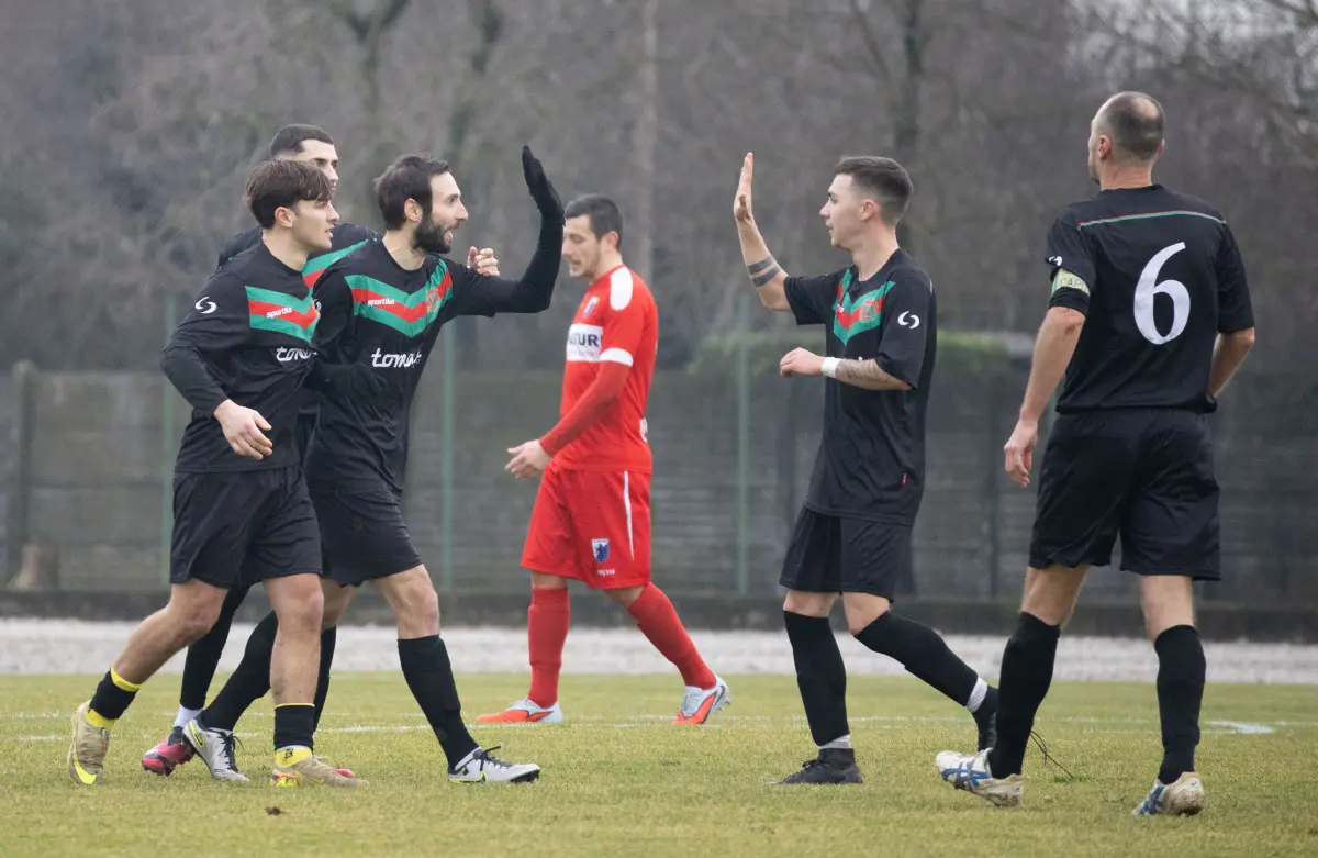 Seconda categoria, gli scatti di Gottolengo-Ceresarese