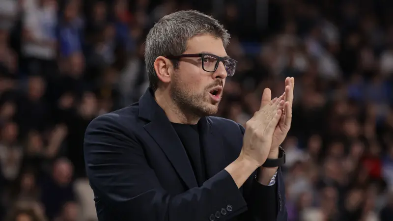 Matteo Cotelli, coach della Germani - Foto New Reporter Nicoli © www.giornaledibrescia.it