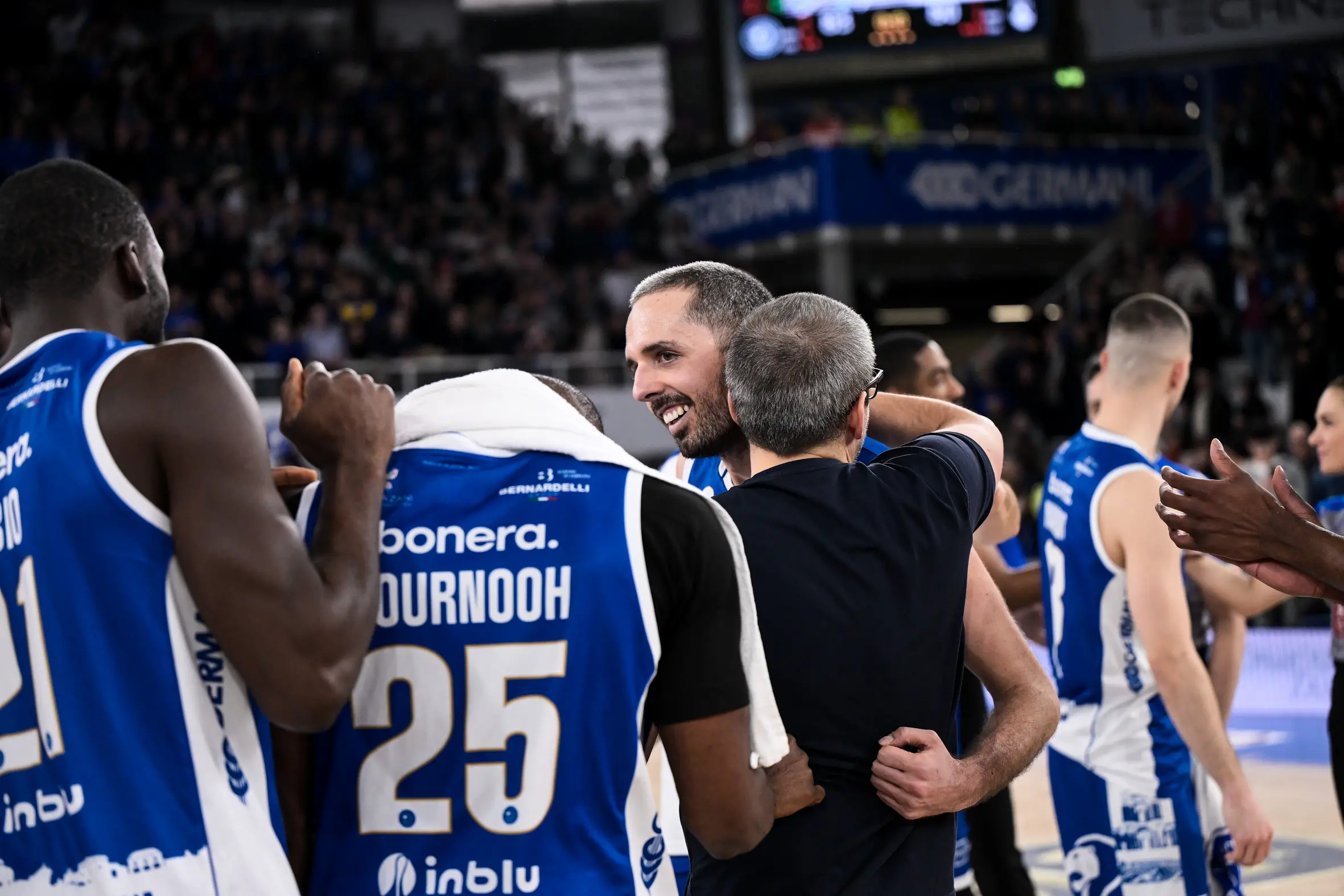 Basket, gli scatti di Germani-Udine