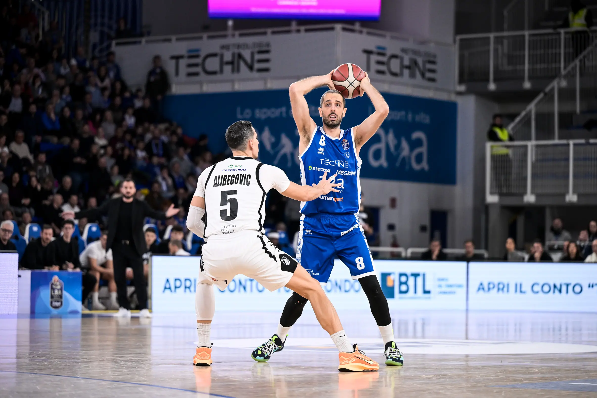 Basket, gli scatti di Germani-Udine