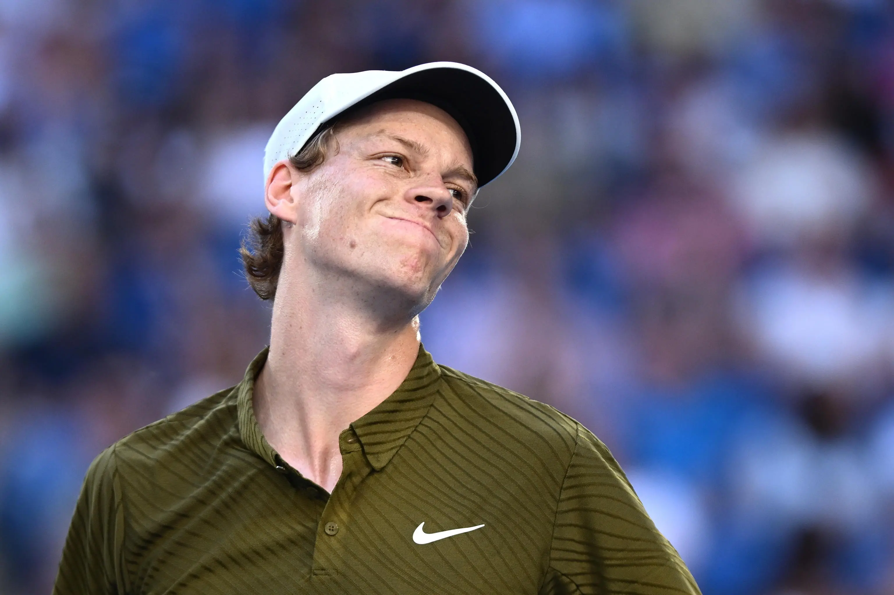 Australian Open, Sinner vince il derby italiano con Luciano Darderi