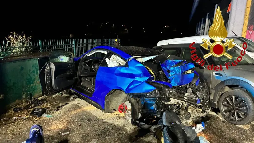 L'auto dopo l'incidente - Foto Vigili del fuoco