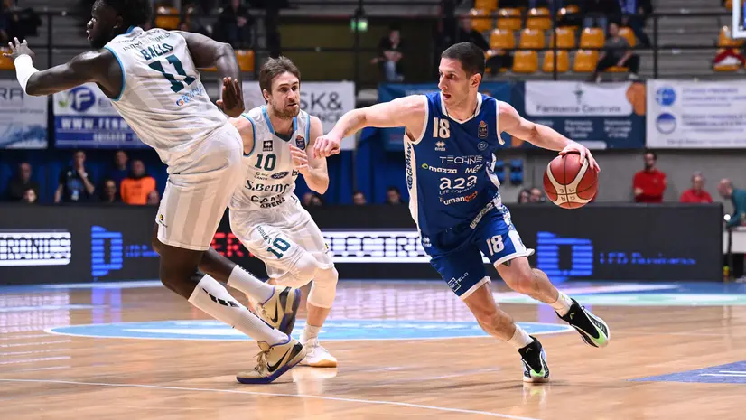 Nikola Ivanovic durante Cantù-Brescia - Foto M.Ceretti / Ciamillo-Castoria