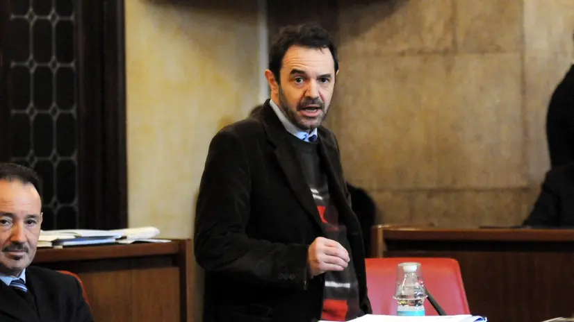 Gianbattista Ferrari in Loggia durante un consiglio comunale - © www.giornaledibrescia.it