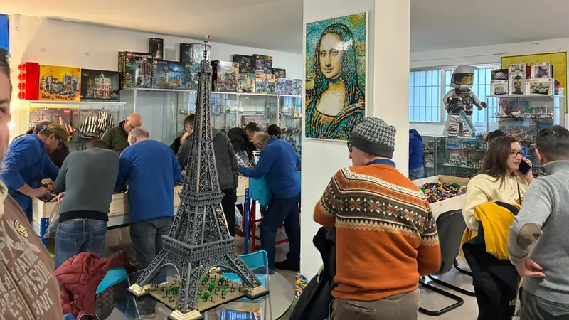 La passione per i Lego accomuna grandi e bambini