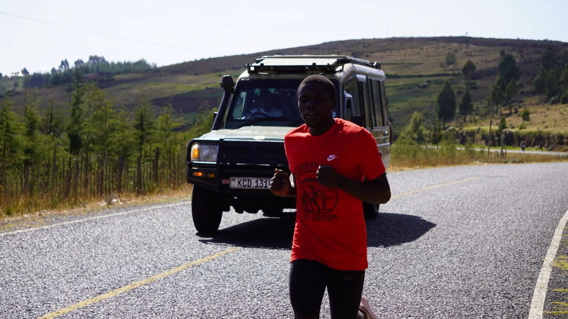 Gli atleti al Discovery Kenya