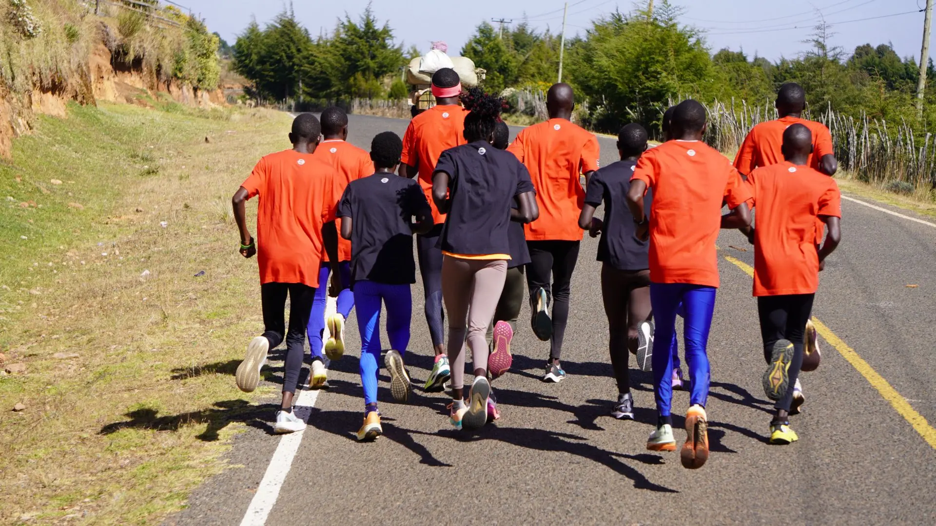 Gli atleti al Discovery Kenya