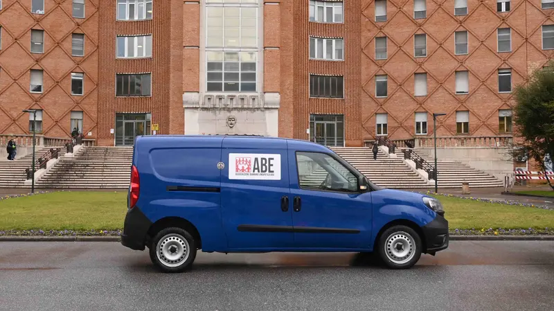 L'Associazione bambino emopatico ha un nuovo mezzo a disposizione - Foto Marco Ortogni/Neg © www.giornaledibrescia.it