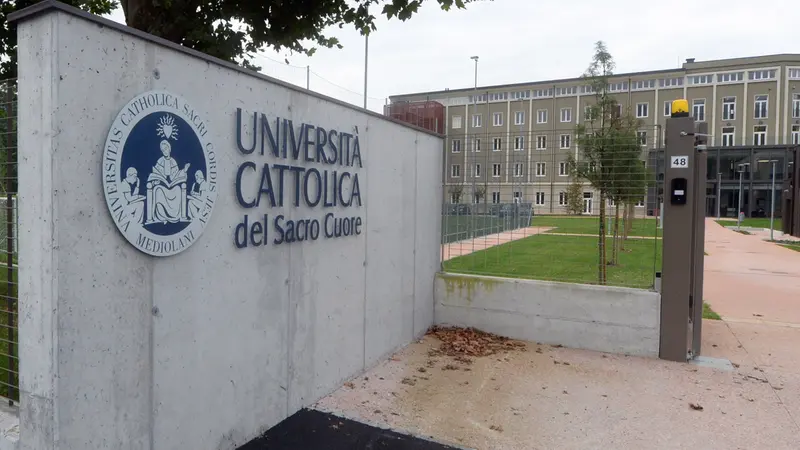 La sede dell'Università Cattolica di Brescia in via Garzetta - © www.giornaledibrescia.it