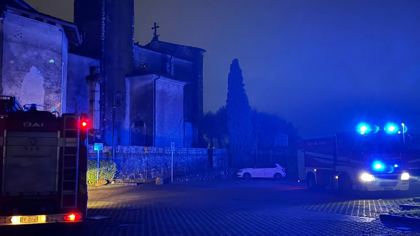 Il principio d'incendio al campanile di Portese