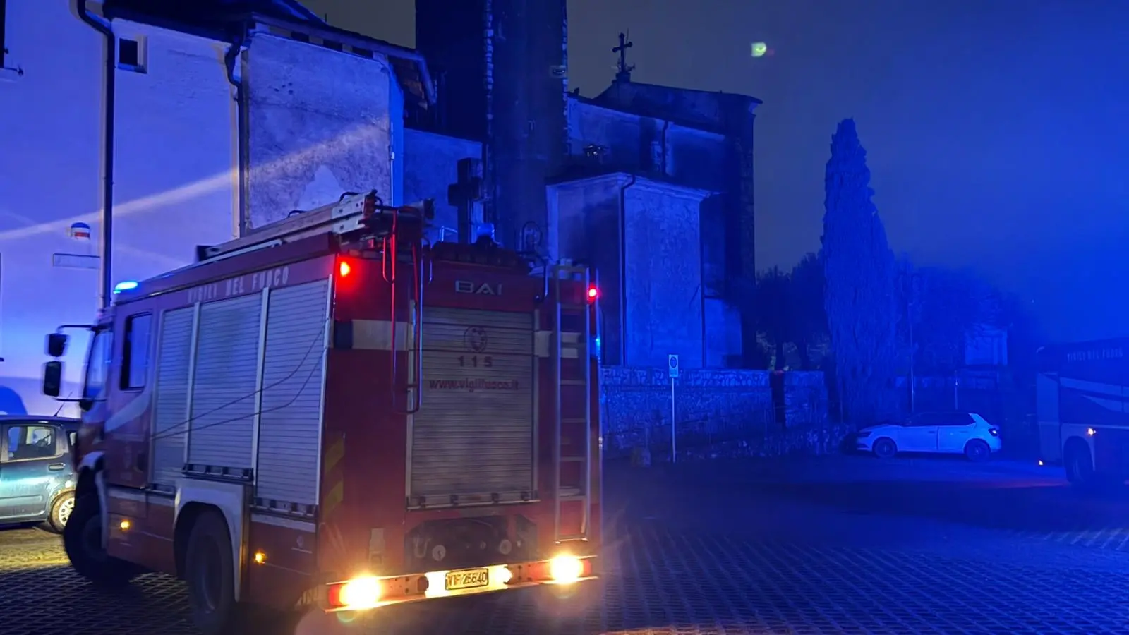 Il principio d'incendio al campanile di Portese