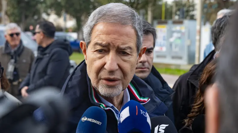 Nello Musumeci, ministro per la Protezione civile - Foto Ansa/Fabio Murru © www.giornaledibrescia.it