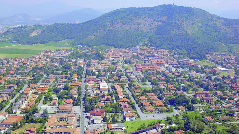 All’ombra del Monte Orfano