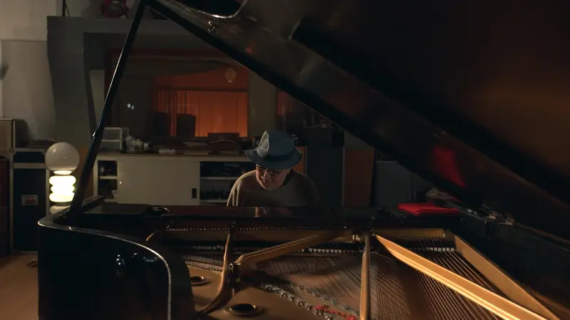 Il maestro Mauro Pagani al pianoforte