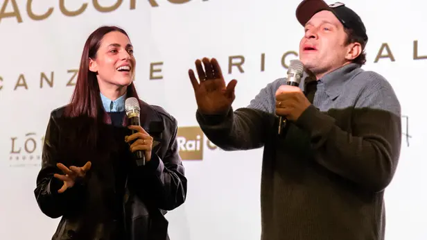 Mirian Leone e Claudio Santamaria alla Oz