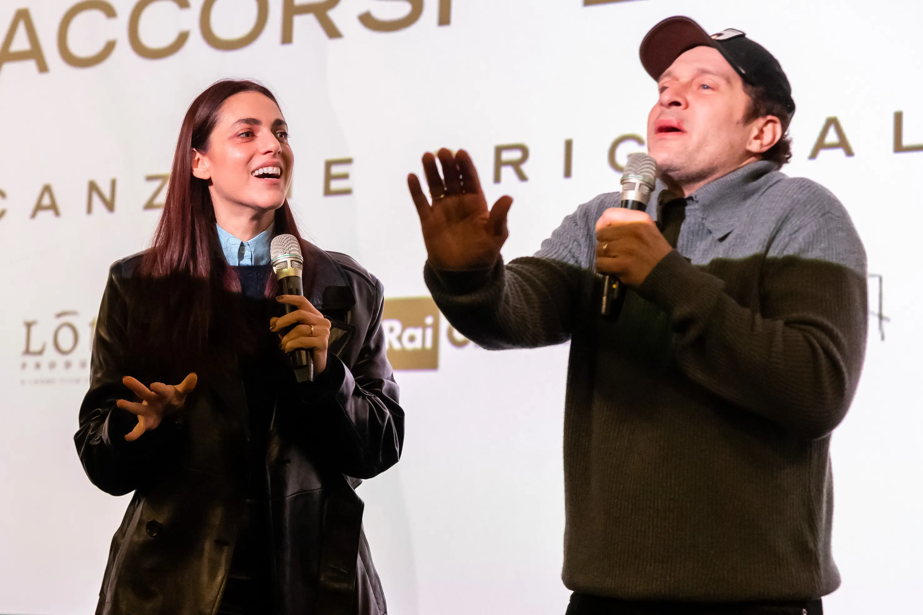 Mirian Leone e Claudio Santamaria alla Oz