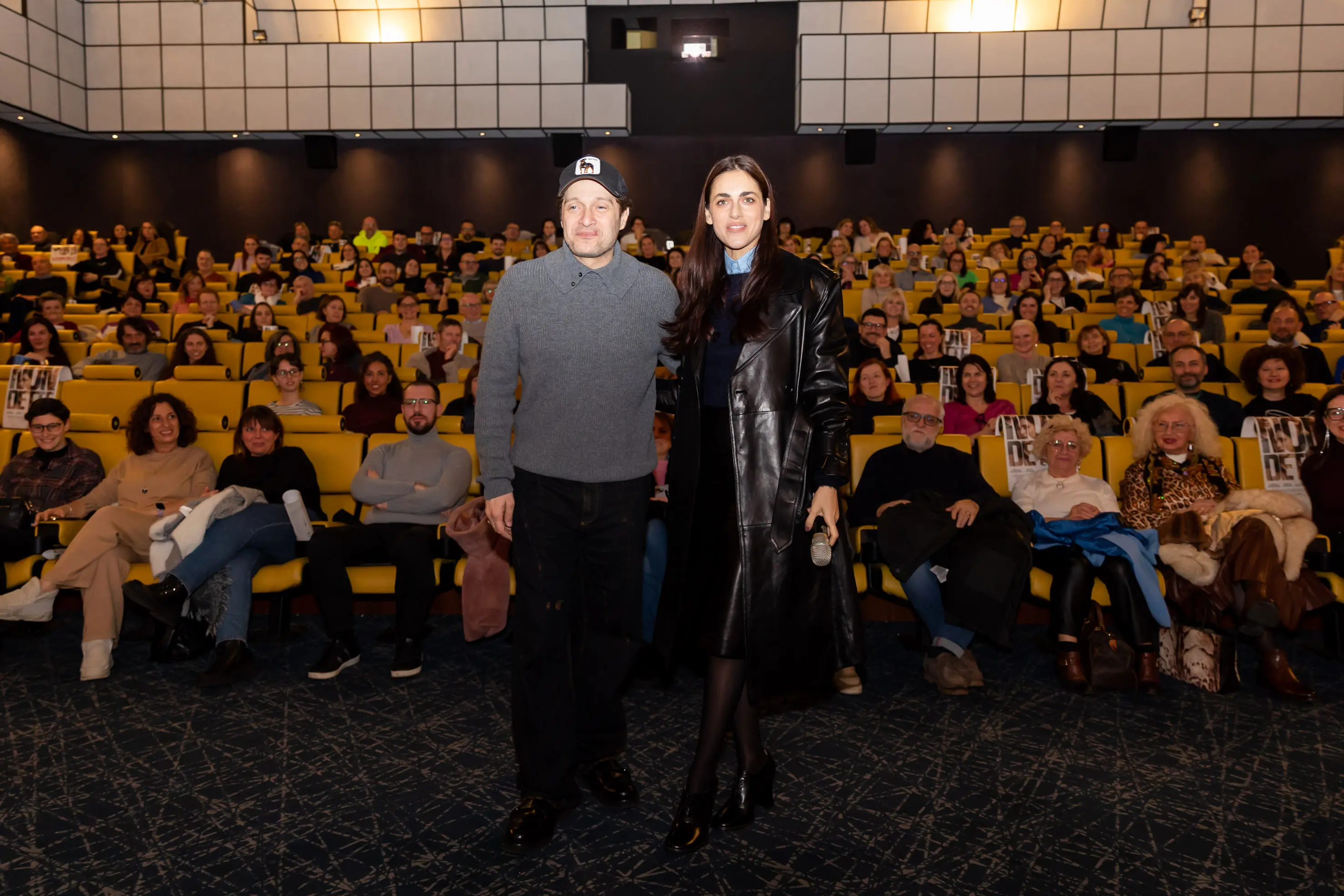 Mirian Leone e Claudio Santamaria alla Oz