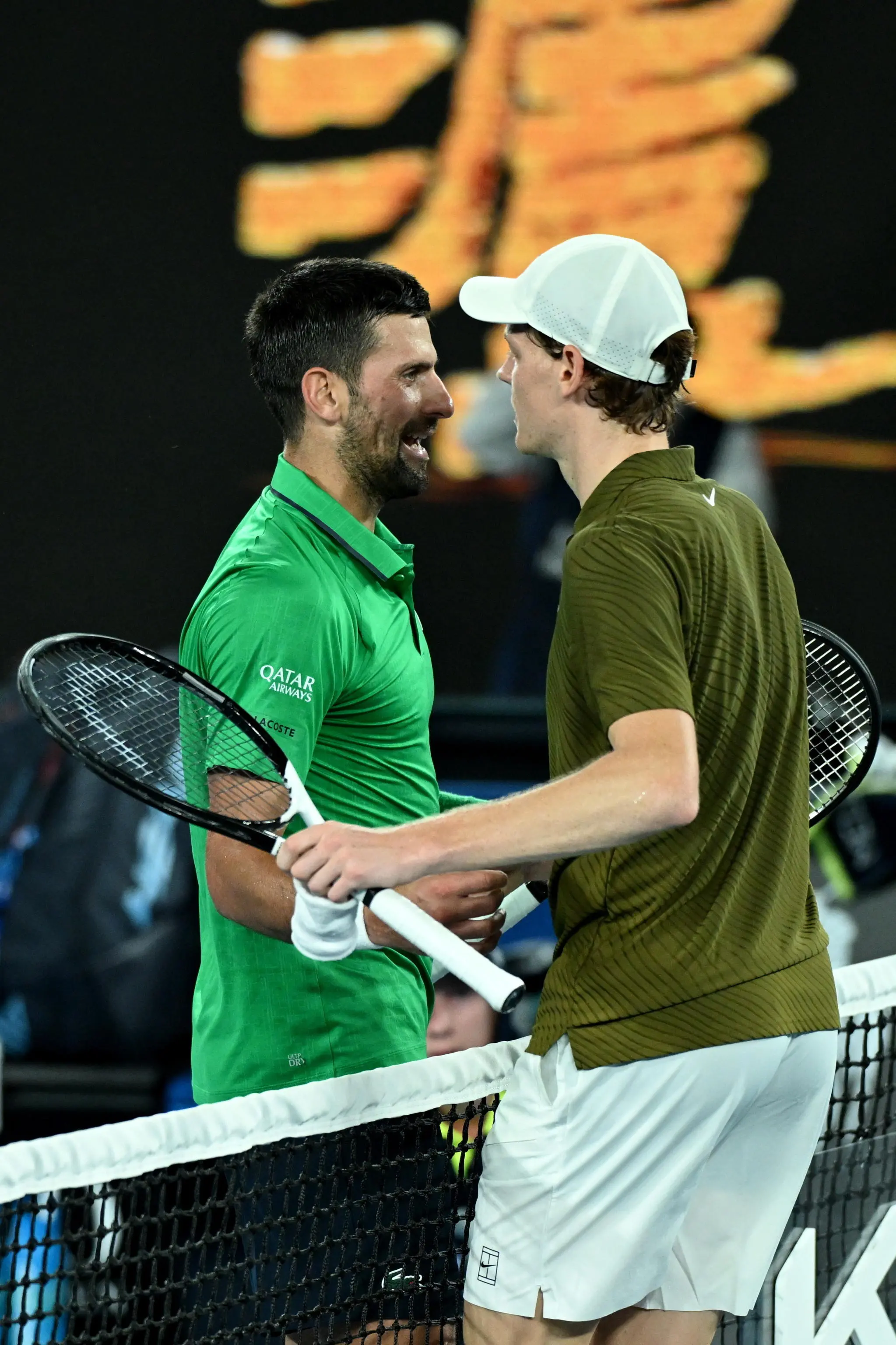 Australian Open , Djokovic batte Sinner in cinque set