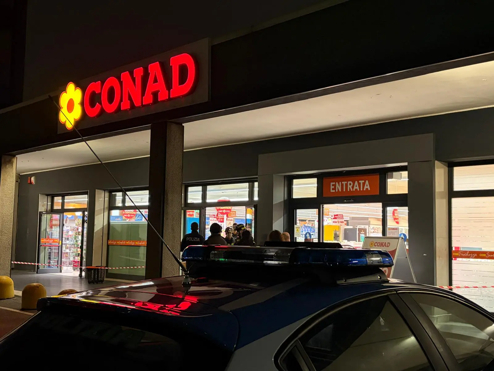 Spray al peperoncino al Conad