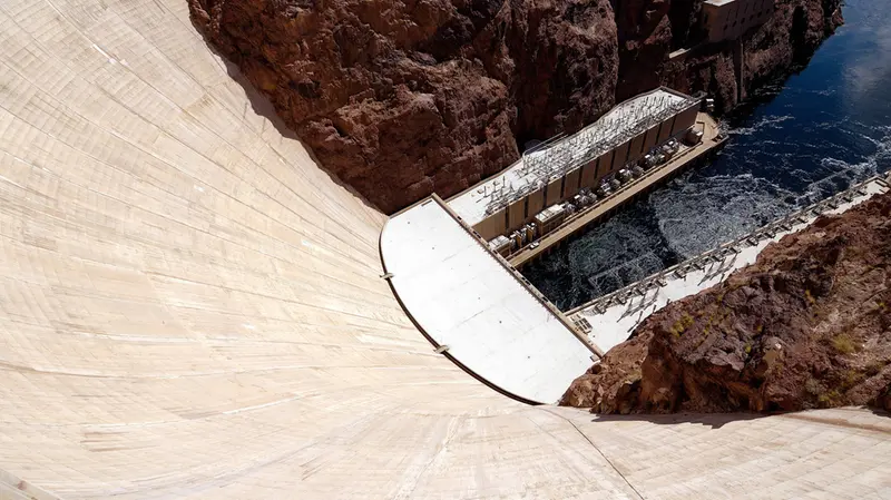 Una centrale idroelettrica - Foto New Reporter Favretto © www.giornaledibrescia.it