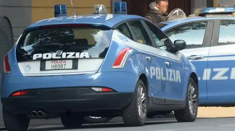 Controlli della Polizia di Stato - Foto d'archivio © www.giornaledibrescia.it