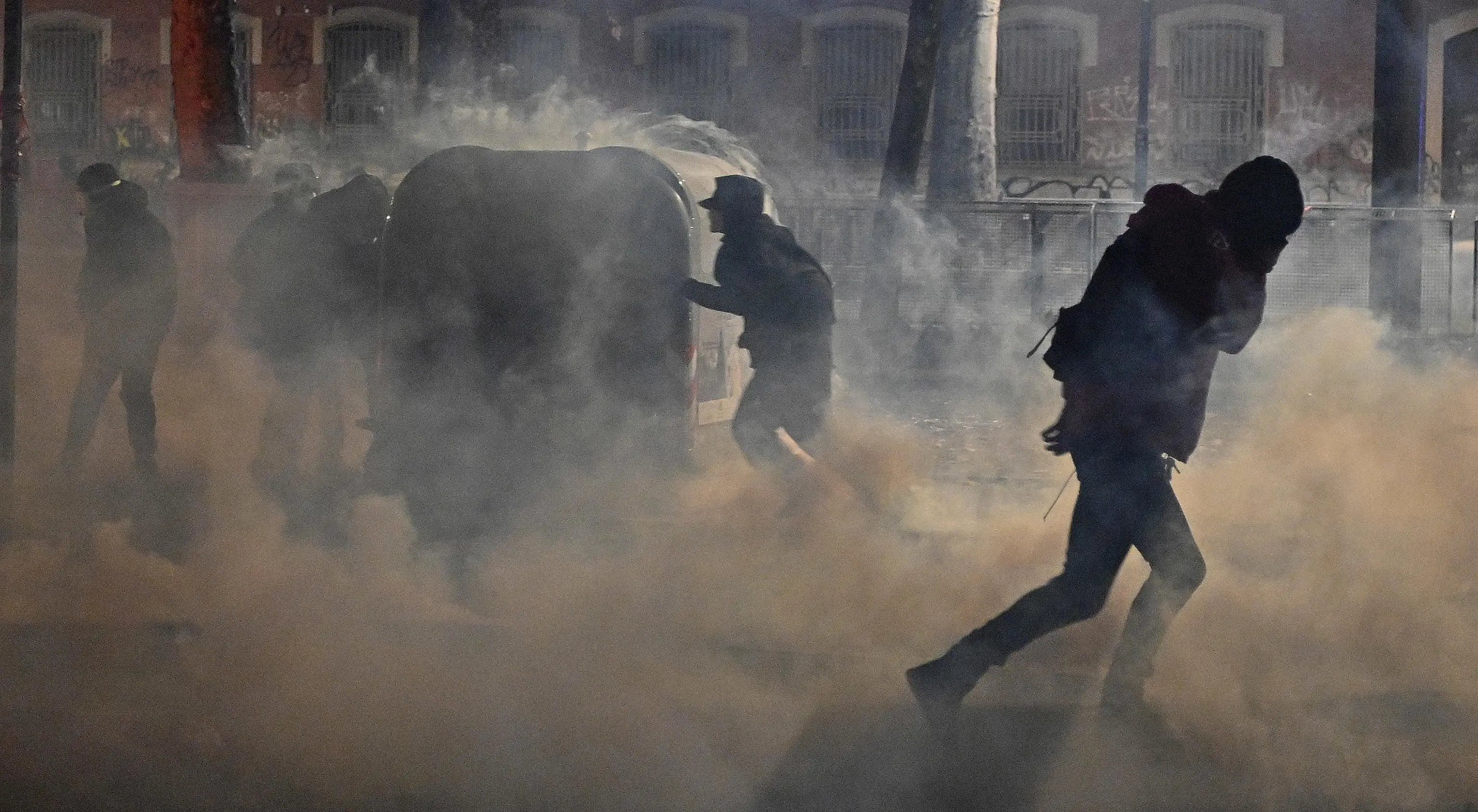 Il corteo e gli scontri a Torino