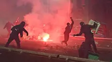 Il corteo e gli scontri a Torino