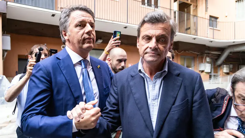 Matteo Renzi e Carlo Calenda - Foto Ansa © www.giornaledibrescia.it