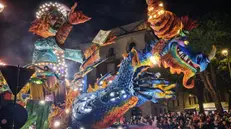 Uno dei carri che ha sfilato a Desenzano © www.giornaledibrescia.it