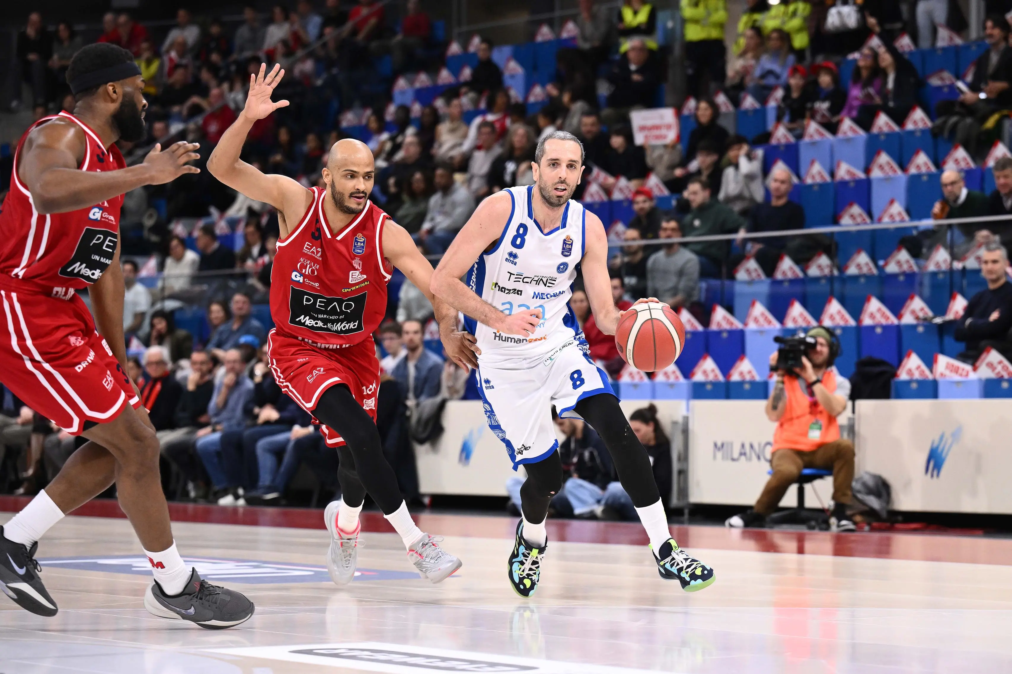 Basket, gli scatti di Olimpia Milano-Germani