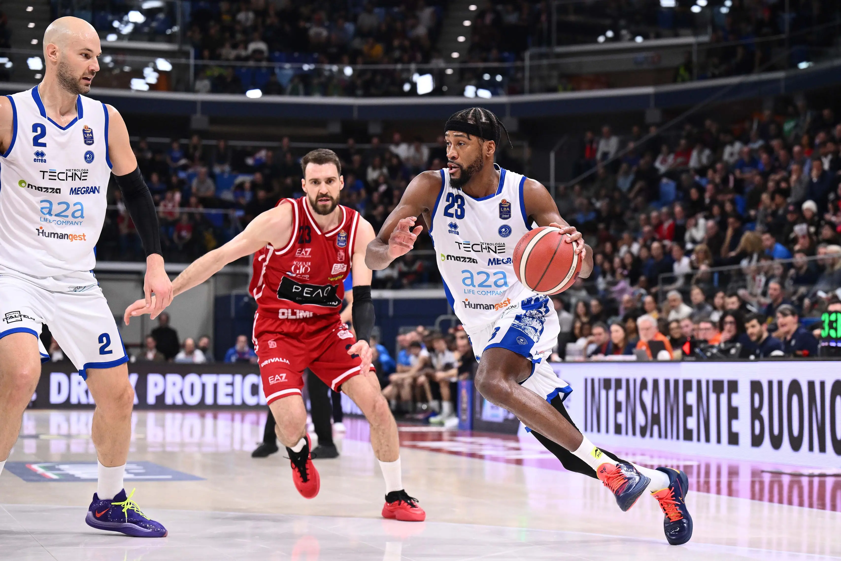 Basket, gli scatti di Olimpia Milano-Germani