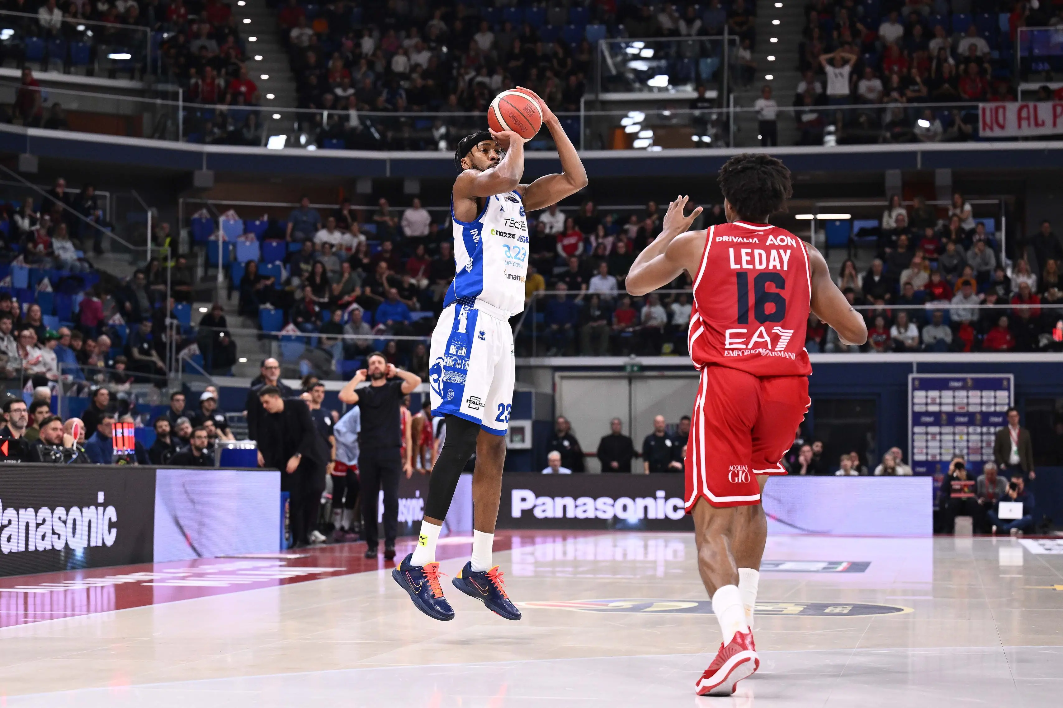Basket, gli scatti di Olimpia Milano-Germani