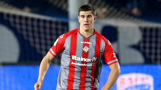 Lorenzo Moretti con la maglia della Cremonese