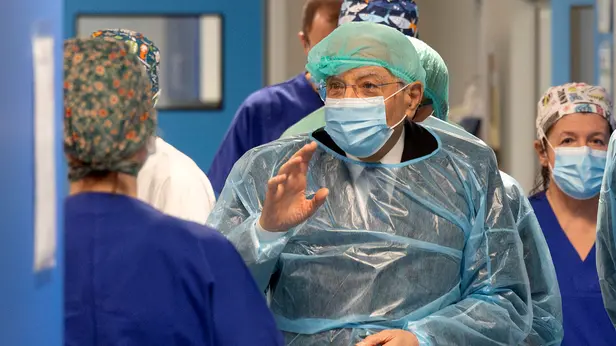 La visita di Sergio Mattarella al Niguarda di Milano