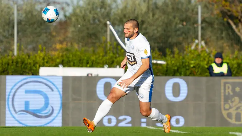 Andrea Brighenti del Desenzano - Foto New Reporter Mazzocchi © www.giornaledibrescia.it