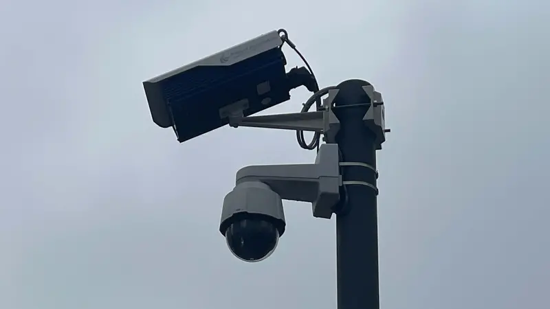 I nuovi lettori sopra le telecamere - Foto Gabriele Strada /Neg © www.giornaledibrescia.it