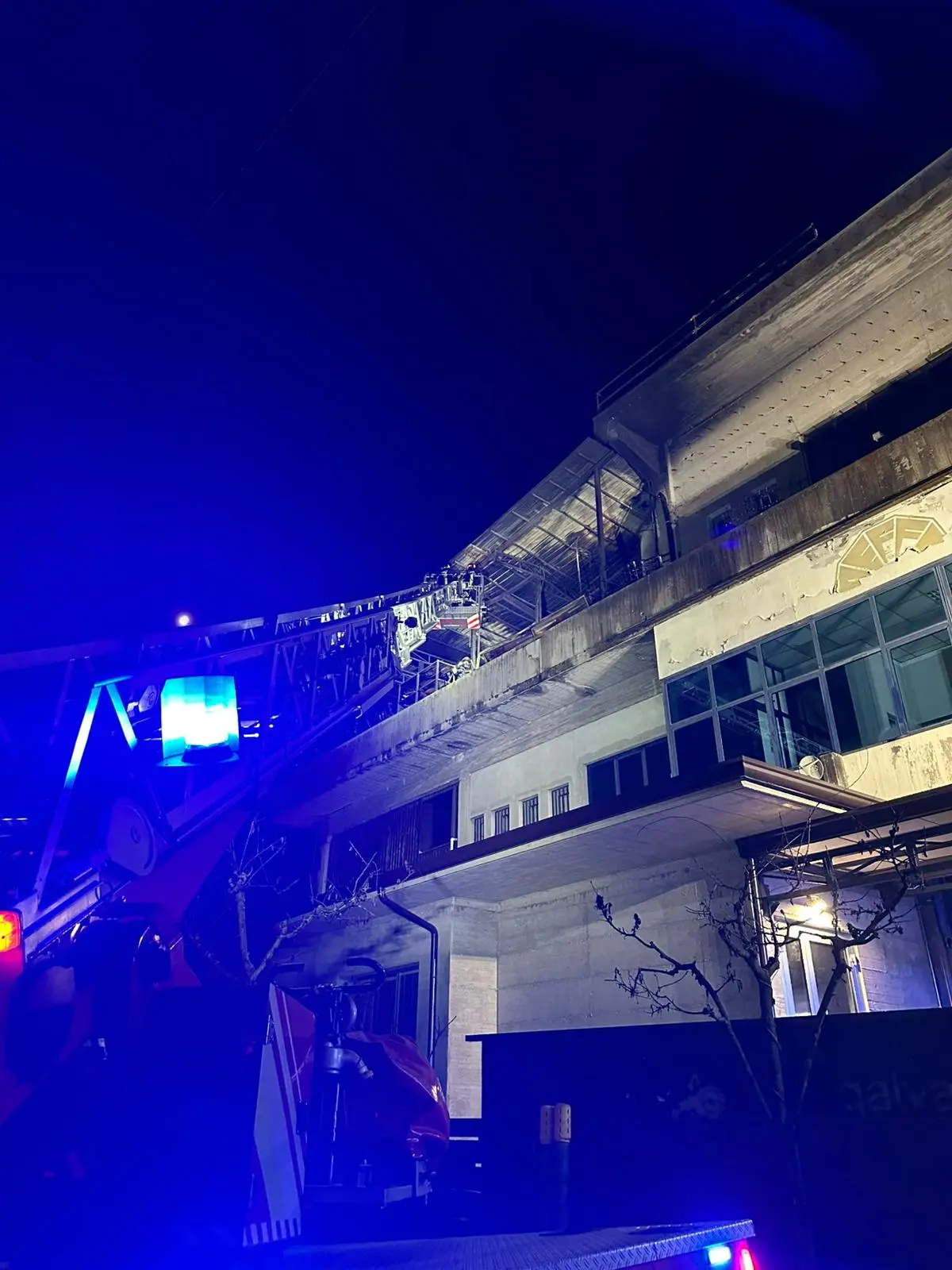 L'incendio all'Eurogalvano di Lodrino