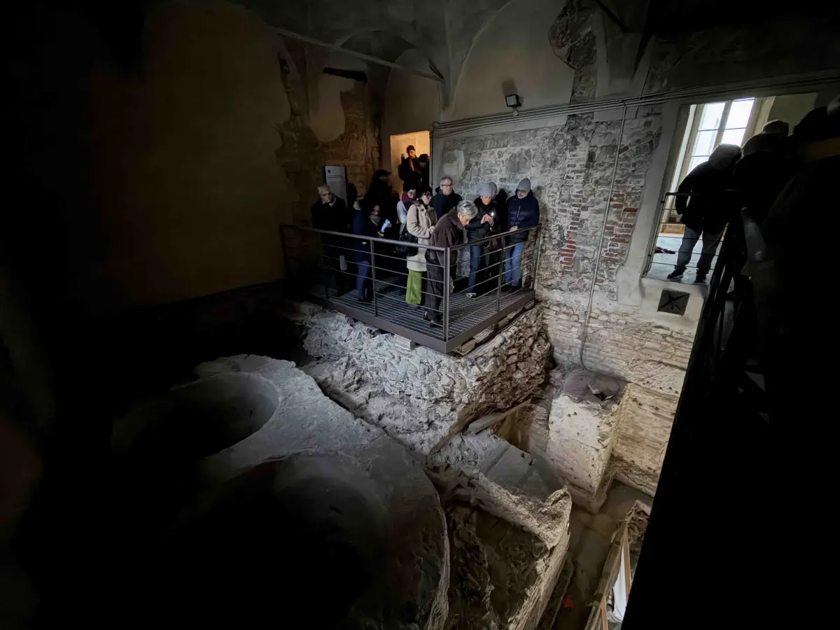 La Commissione in visita al Teatro romano