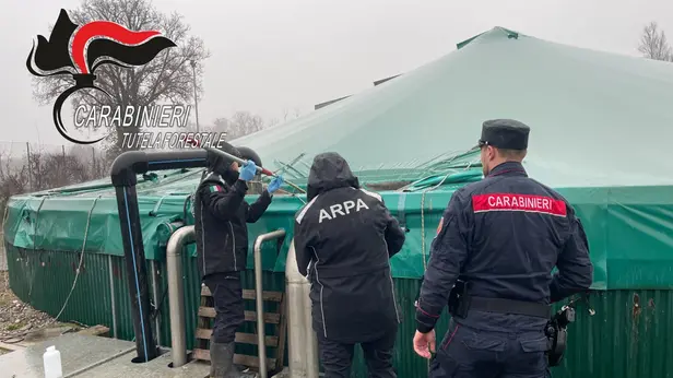 L'impianto di biogas sequestrato a Chiari