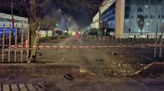 Il muretto sfondato dall'Audi - © www.giornaledibrescia.it