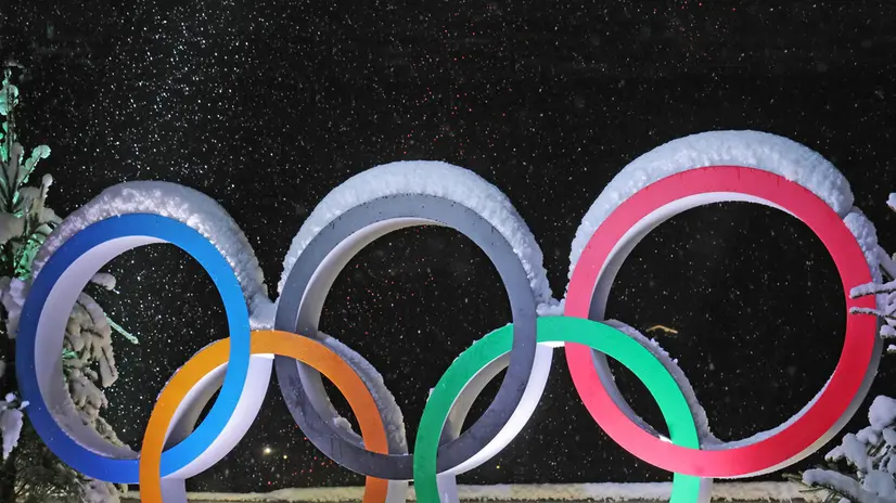 I cinque cerchi a Cortina - Foto Ansa © www.giornaledibrescia.it