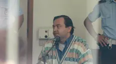 Guglielmo Gatti in aula nel settembre del 2005 per rilasciare dichiarazioni spontanee - © www.giornaledibrescia.it