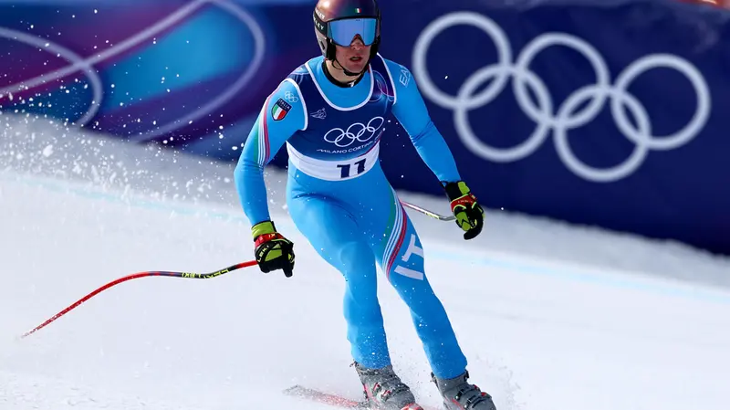 Lo sciatore bresciano in gara - Foto Ansa/Epa/Anna Szilagyi © www.giornaledibrescia.it