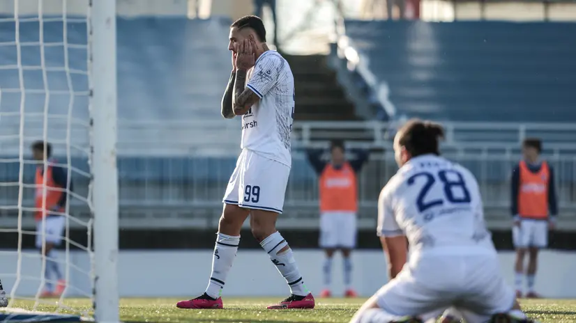 La delusione di Crespi e Silvestri - Foto New Reporter Comincini © www.giornaledibrescia.it